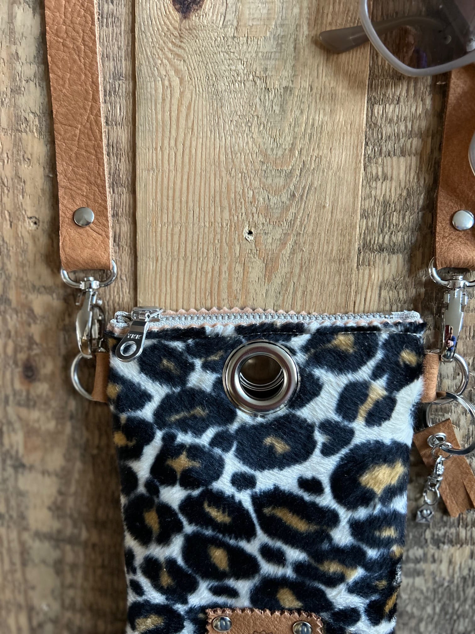 Schoudertas XL van bontachtige panterprint