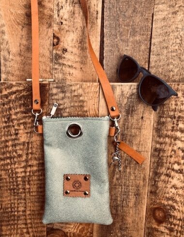 Cross-over festivaltasje van mintgroene leatherlook