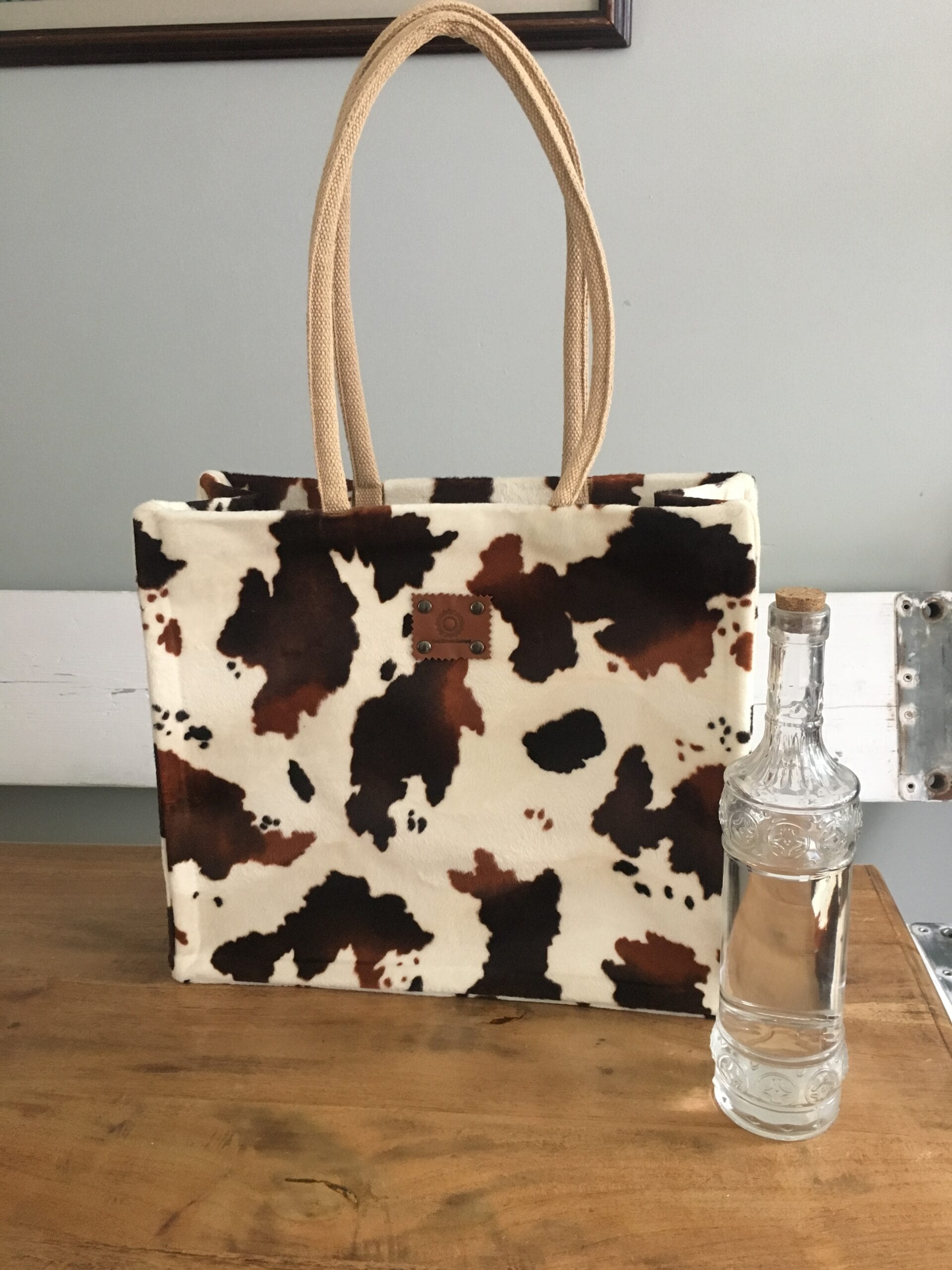 Shopper bekleed met bontachtige bruin bonte koeienprint