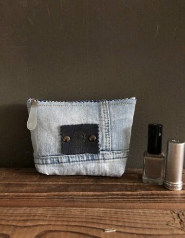 Make-up tasje met ritsje van blue denim (Ibizastyle)