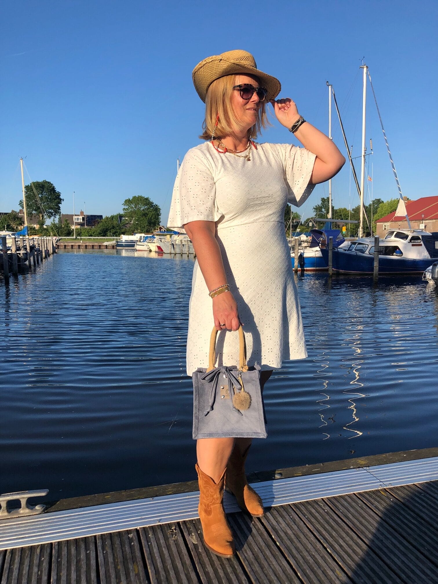 Kleine jute tas bekleed met jeansblauwe leatherlook - Afbeelding 3