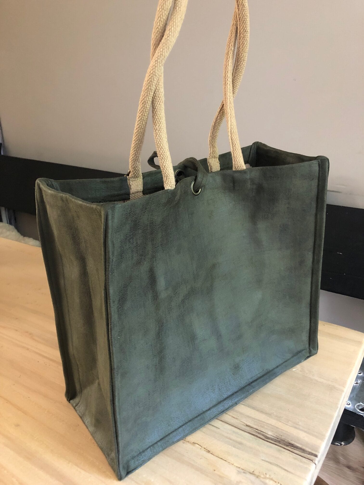 Jute shopper bekleed met mosgroene scuba leatherlook - Afbeelding 2