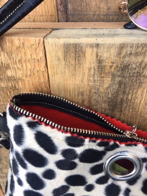 Heuptasje van bontachtige stof in beige zwarte cheetahprint - Afbeelding 4