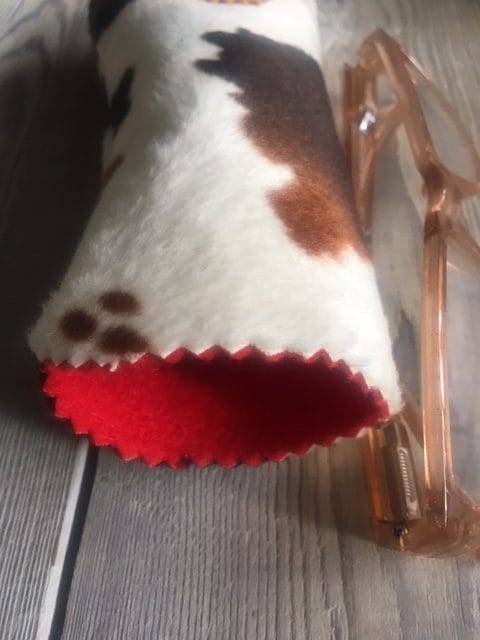 Brilhoesje van zachte bruinbonte koeienprint - Afbeelding 2