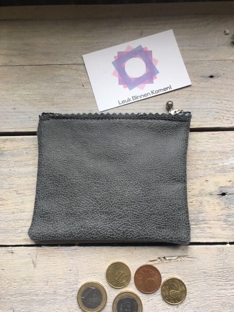 portemonneetje van stoere grijze leatherlook - Afbeelding 2