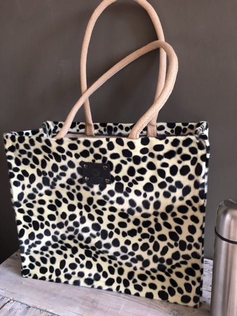 Duurzame jute shopper bekleed met bontachtige cheetahprint