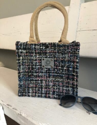 Kleine jute tas bekleed met super chique zwarte Sjanella