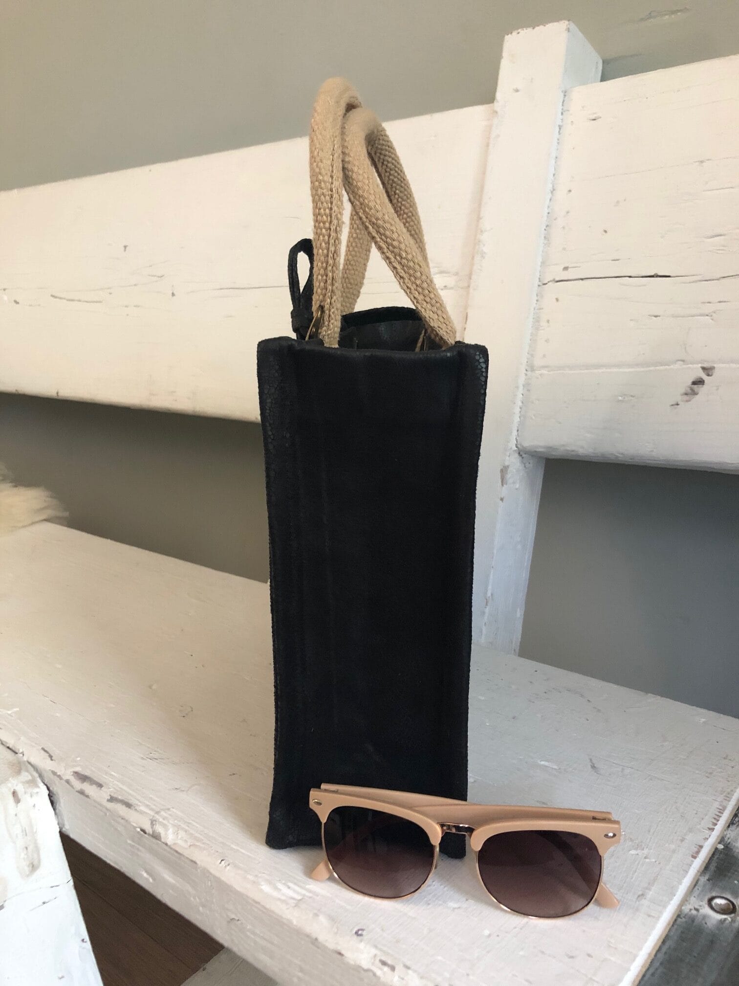 Handtas bekleed met een mooie zwarte leatherlook - Afbeelding 2