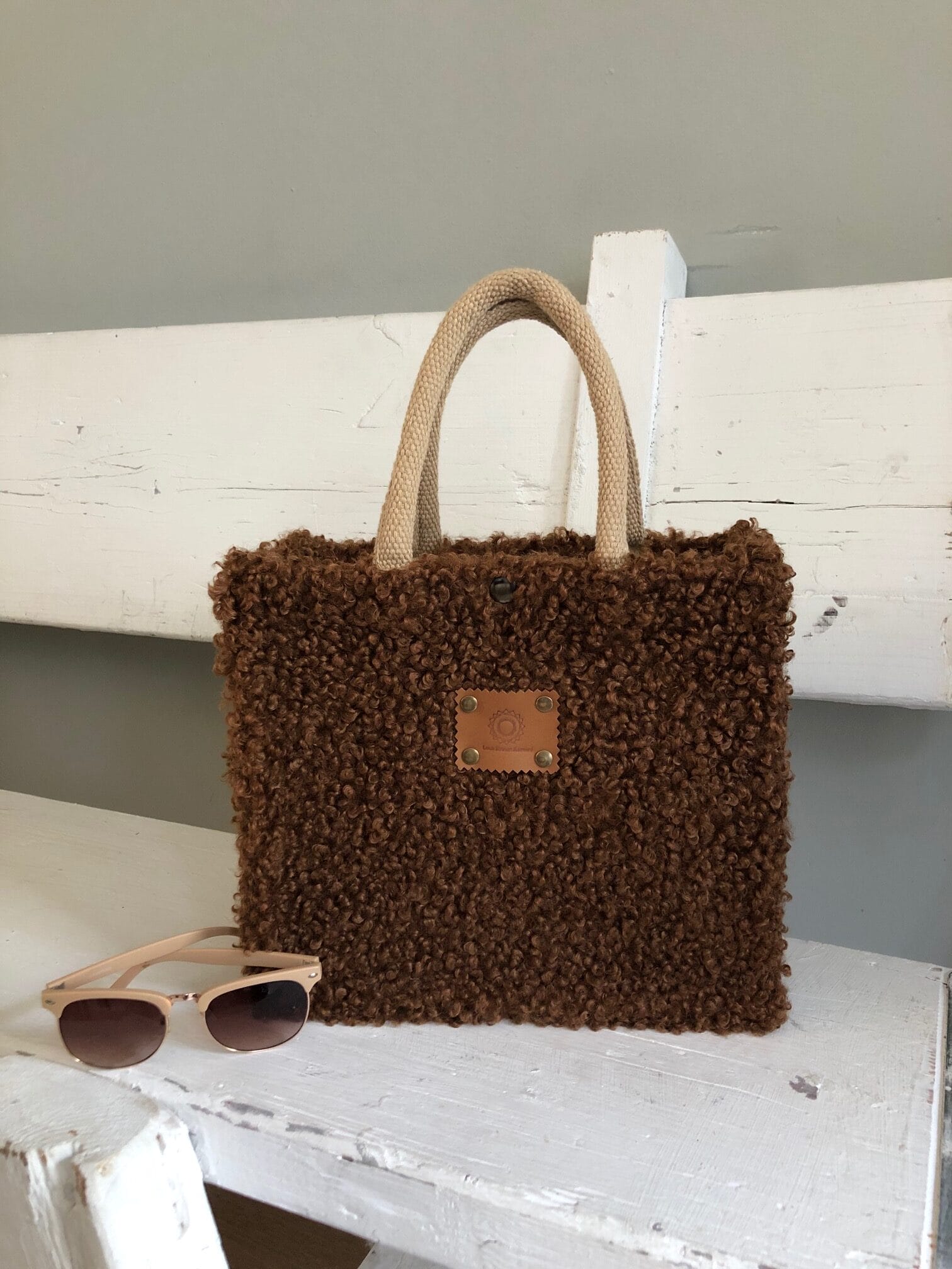 Handtas bekleed met zachte bruine Tedolino