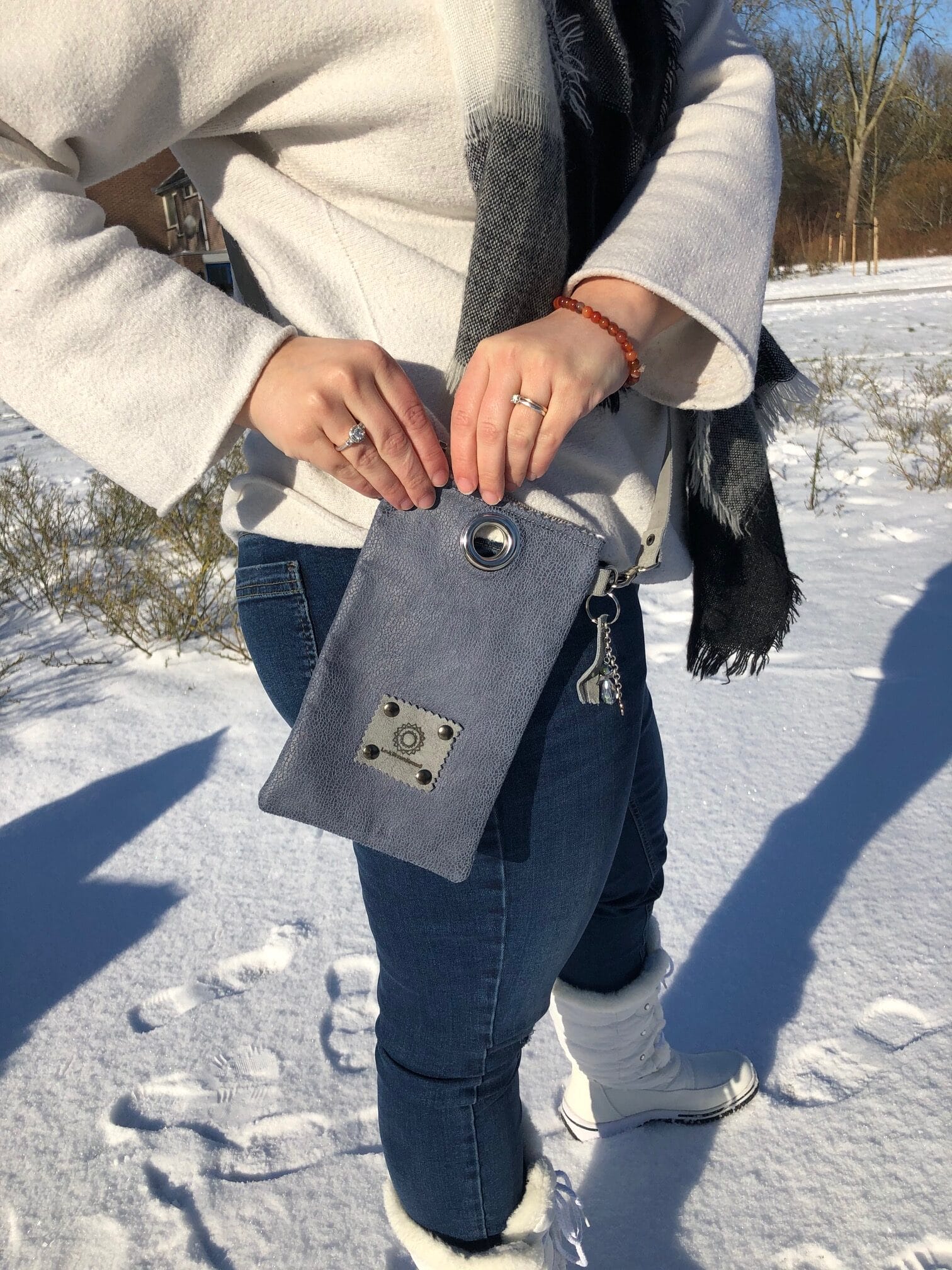 Cross-over festivaltasje van jeansblauwe leatherlook