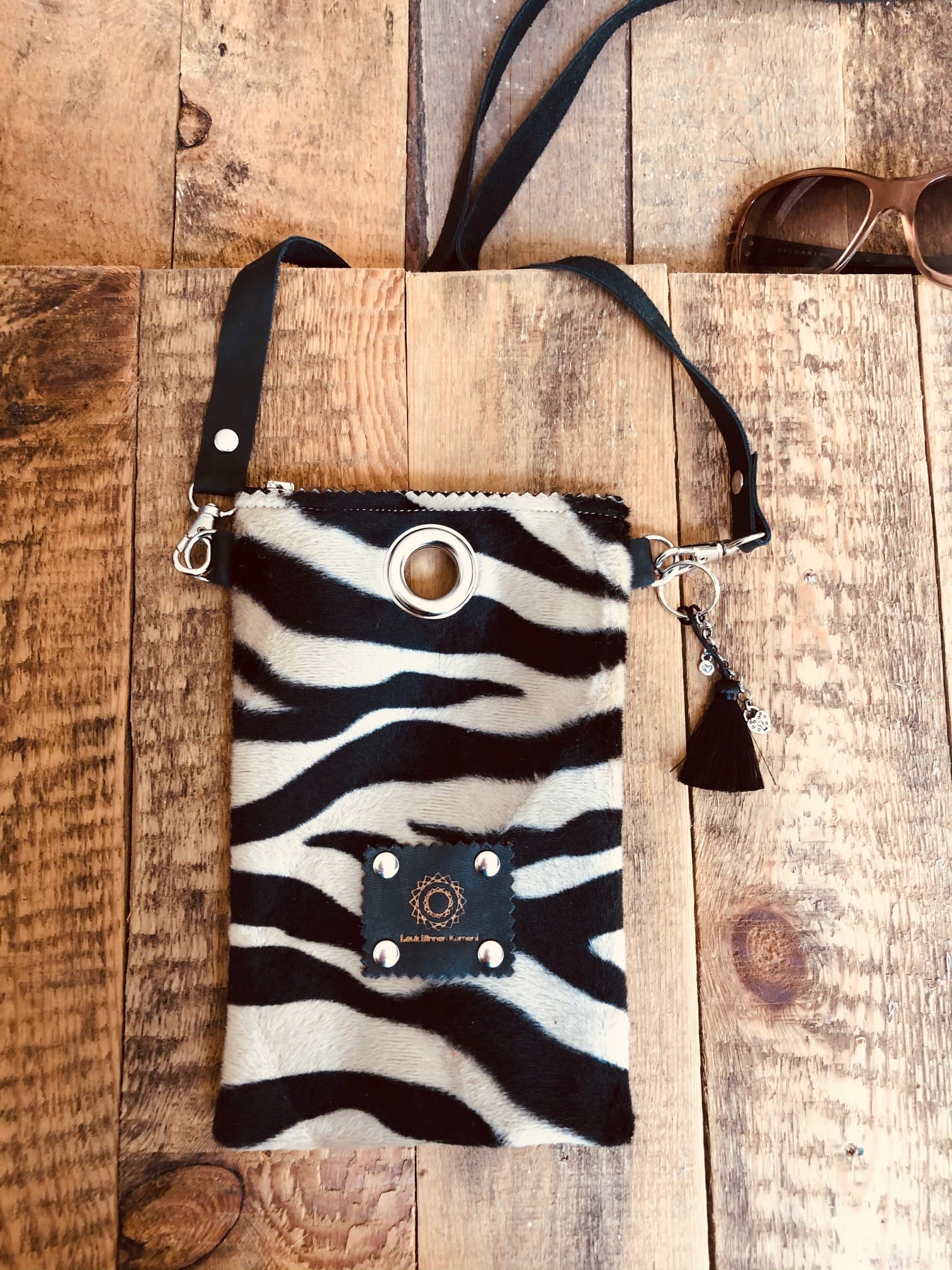 Cross-over festivaltasje van bontachtige zwart beige zebraprint - Afbeelding 2