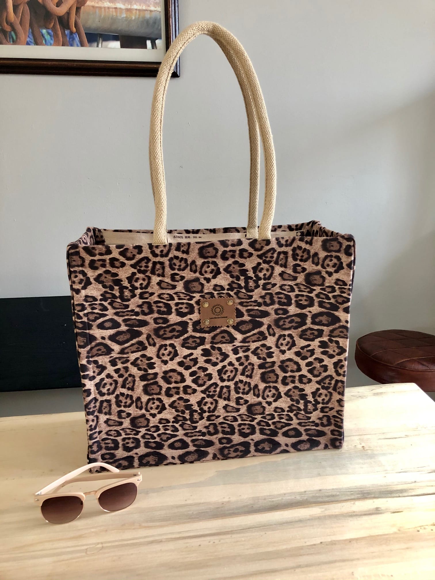 Duurzame shopper bekleed met bruine suedine panterprint - Afbeelding 6