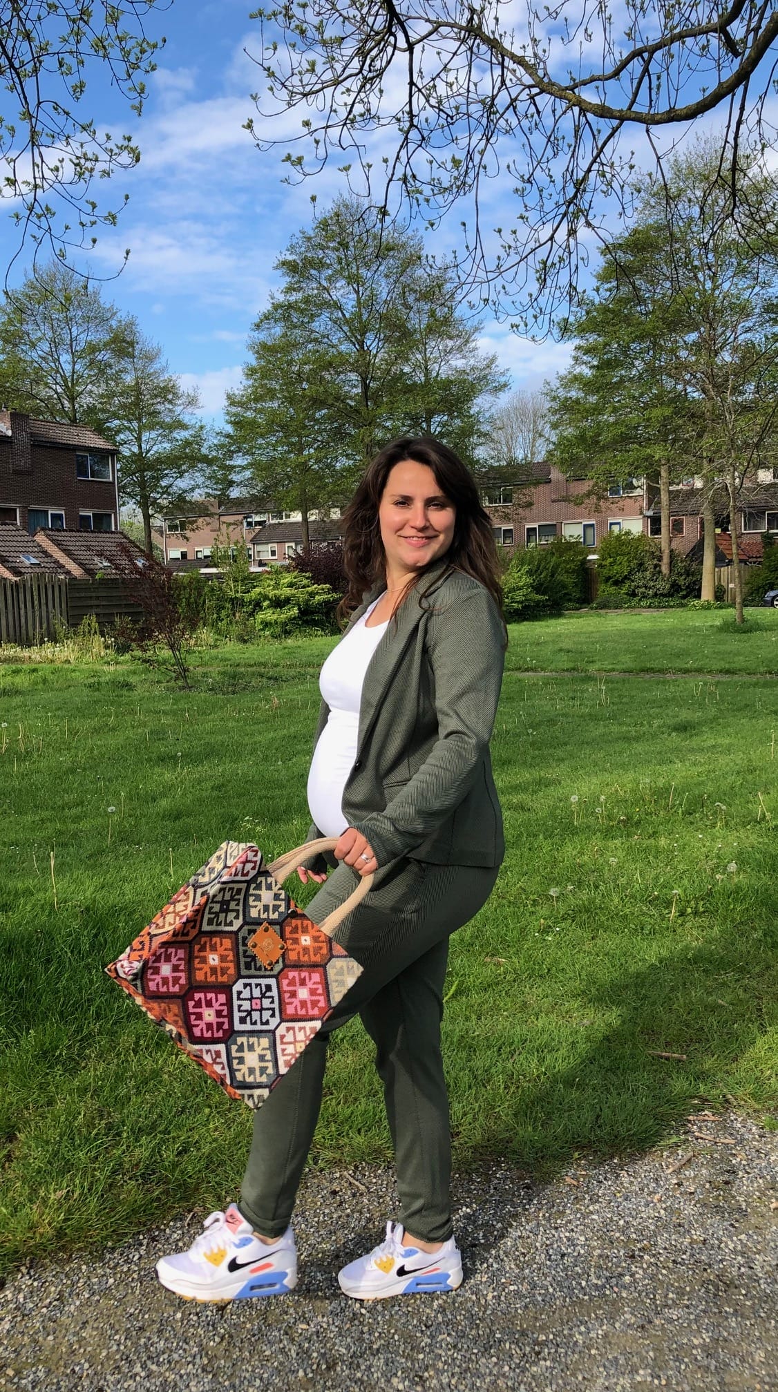 Handtas bekleed met gobelin in retro to the max