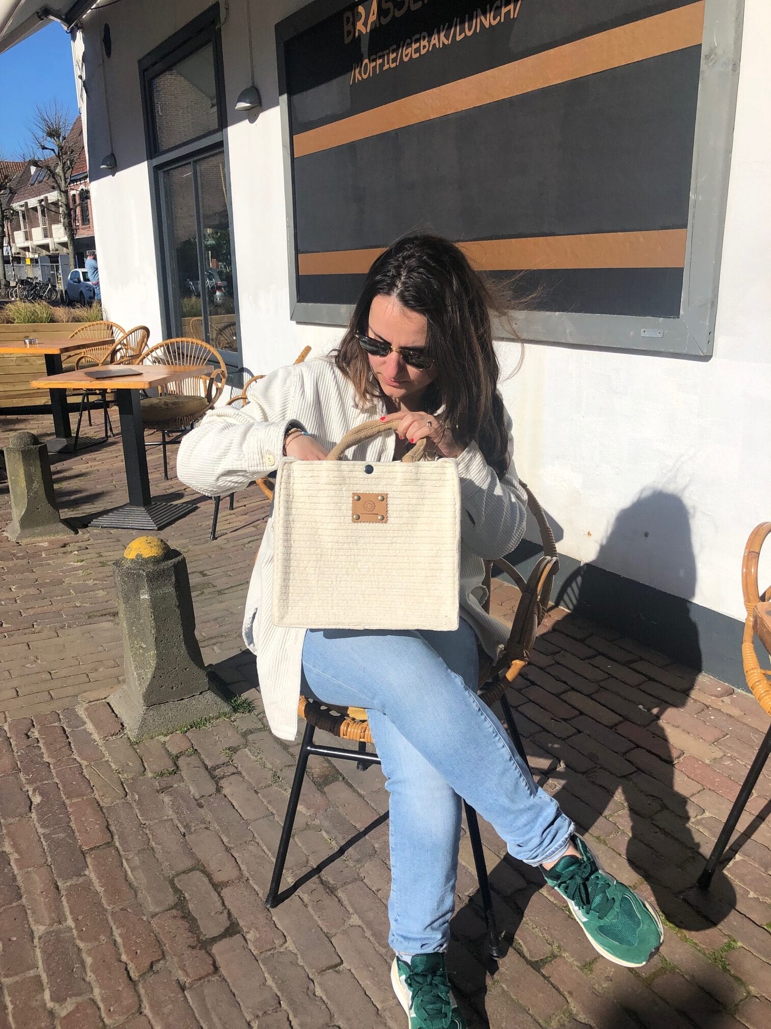 Handtas bekleed met ivoorkleurige cropped ribcord - Afbeelding 4