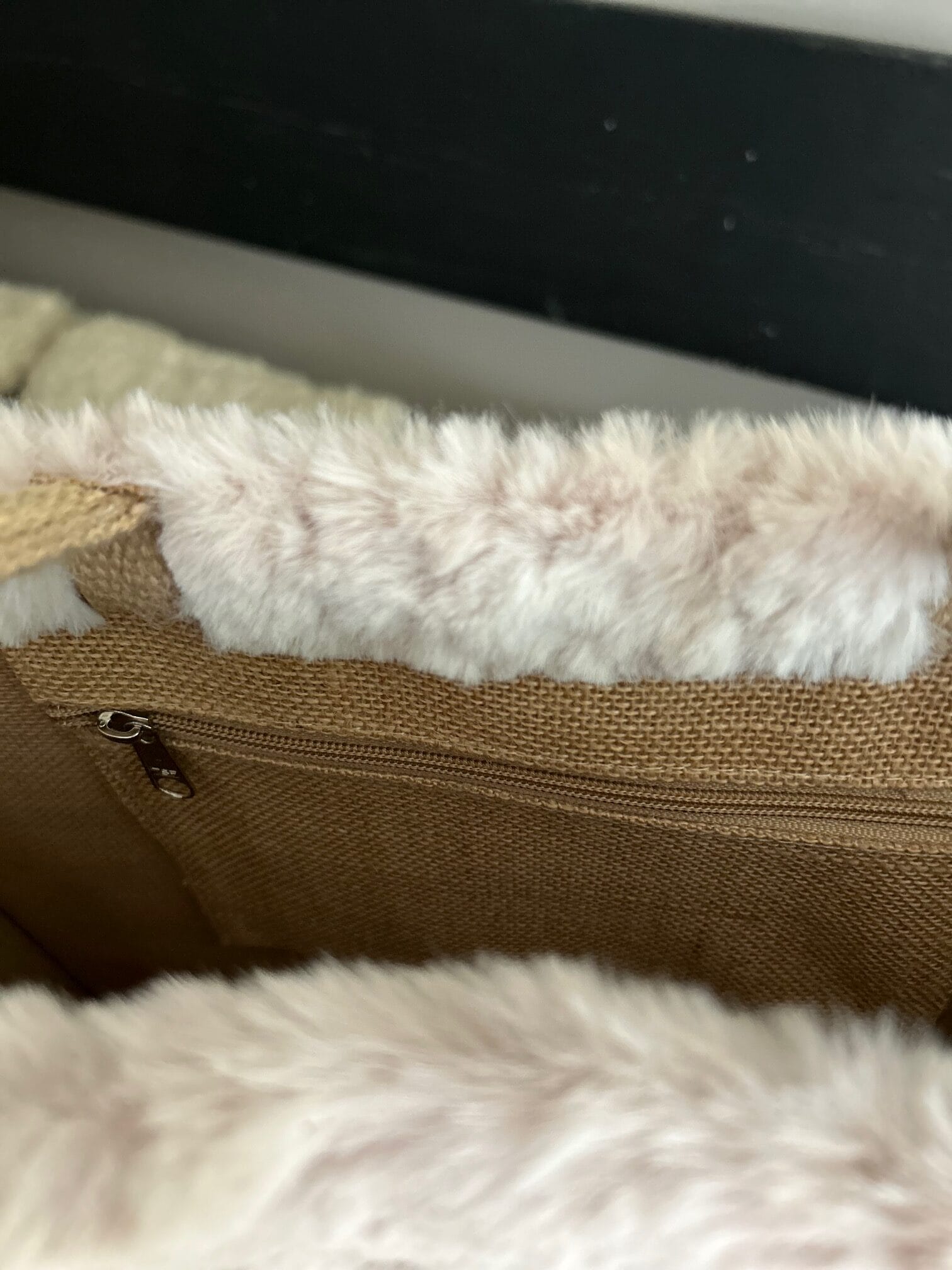 shopper bekleed met superzachte beige fake fur