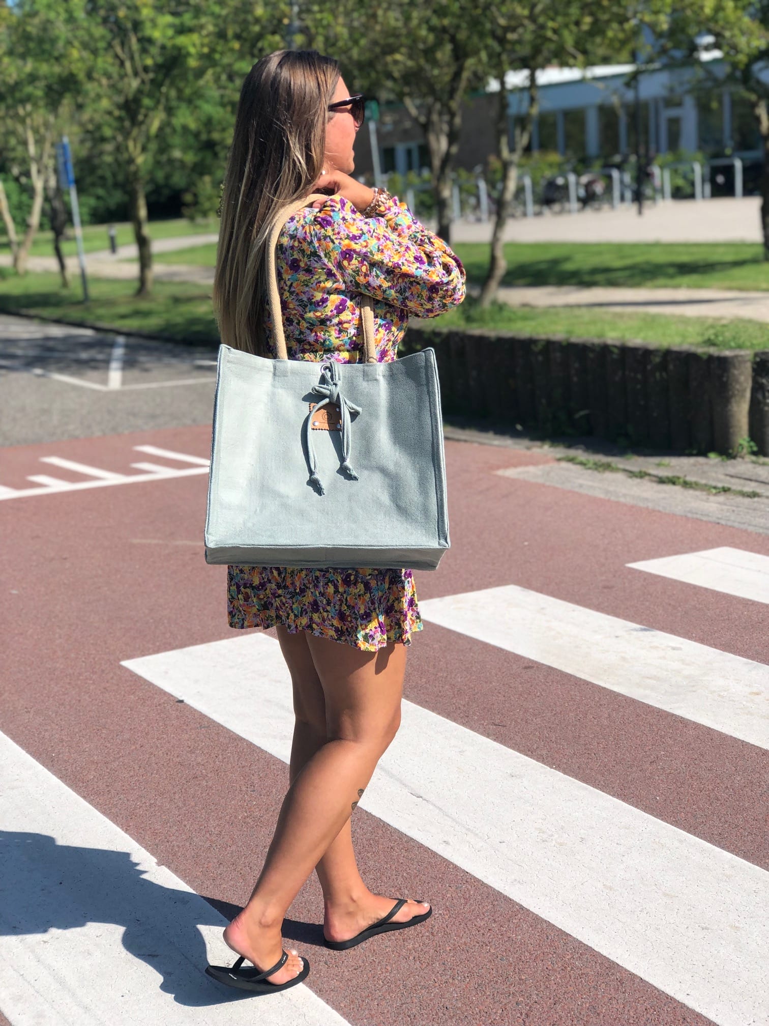 Duurzame jute shopper bekleed met mintgroene leatherlook - Afbeelding 2