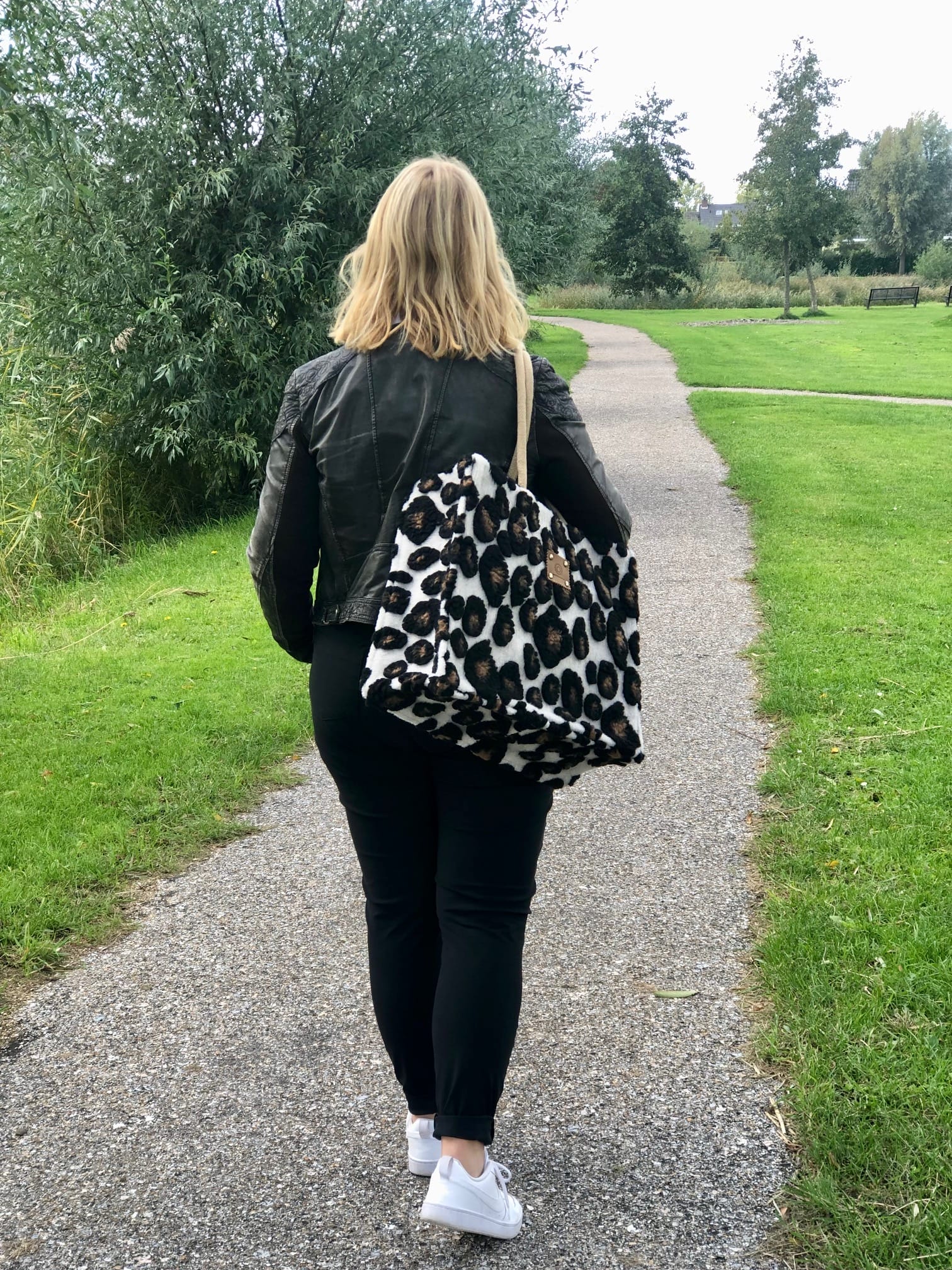 Duurzame jute shopper bekleed met Wooly Panther - Afbeelding 2