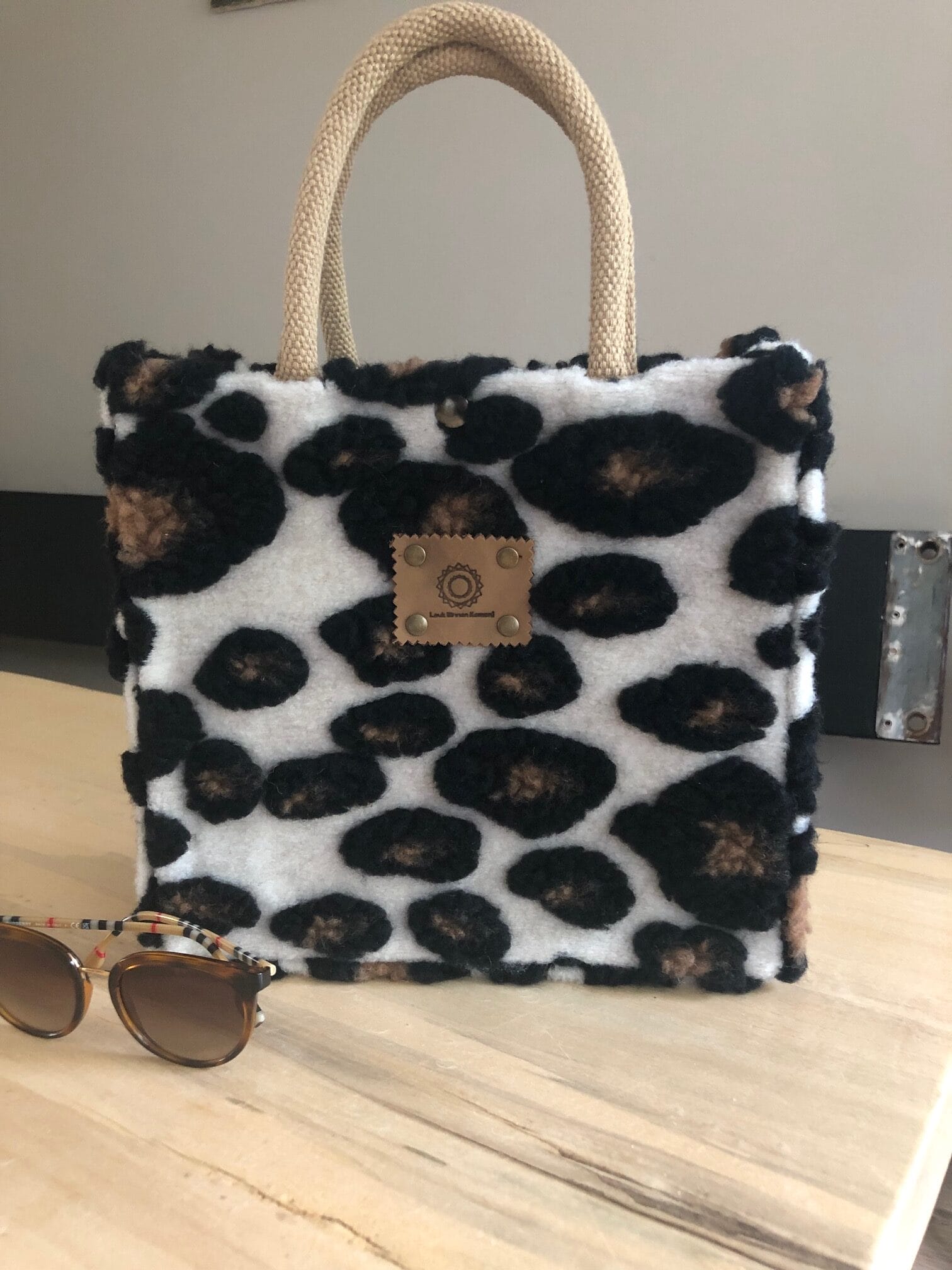 Handtas bekleed met Wooly Panther