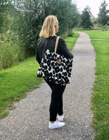 Duurzame jute shopper bekleed met Wooly Panther