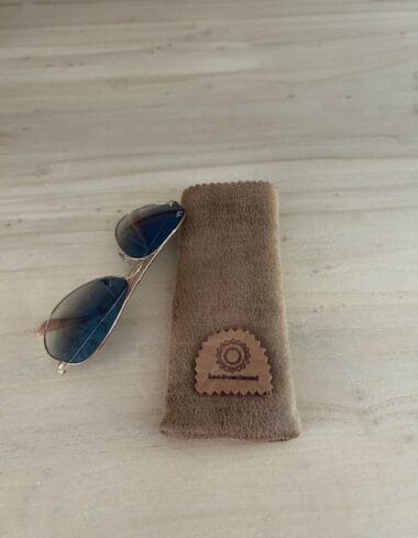 Brilhoesje van camelkleurige scuba leatherlook