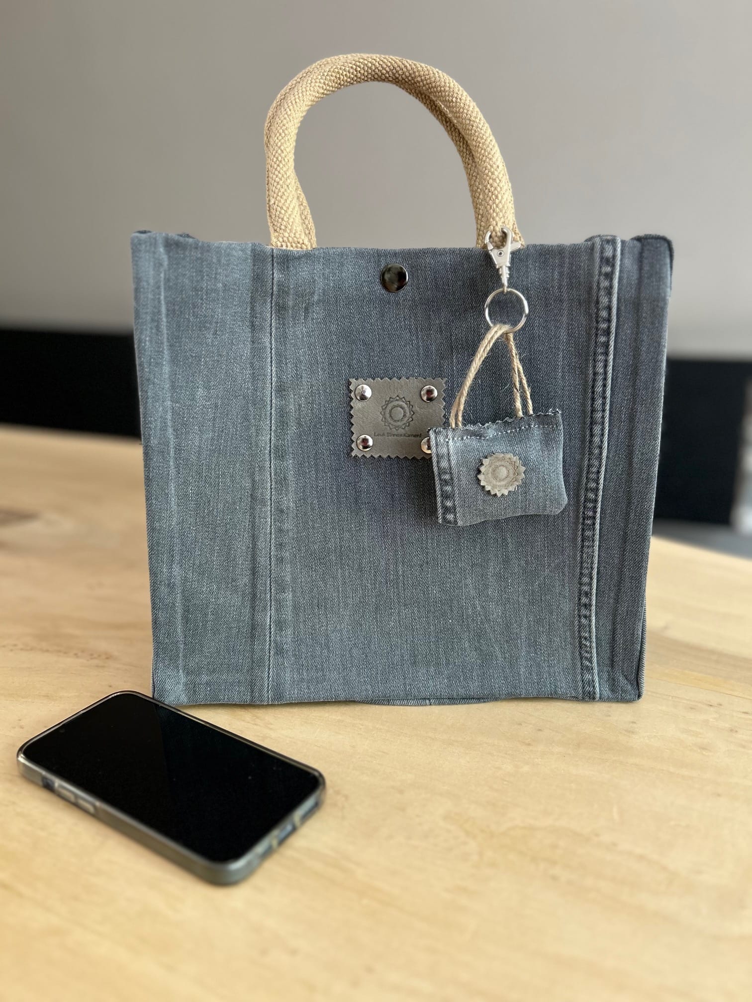 Handtas bekleed met black denim(ibizastyle)