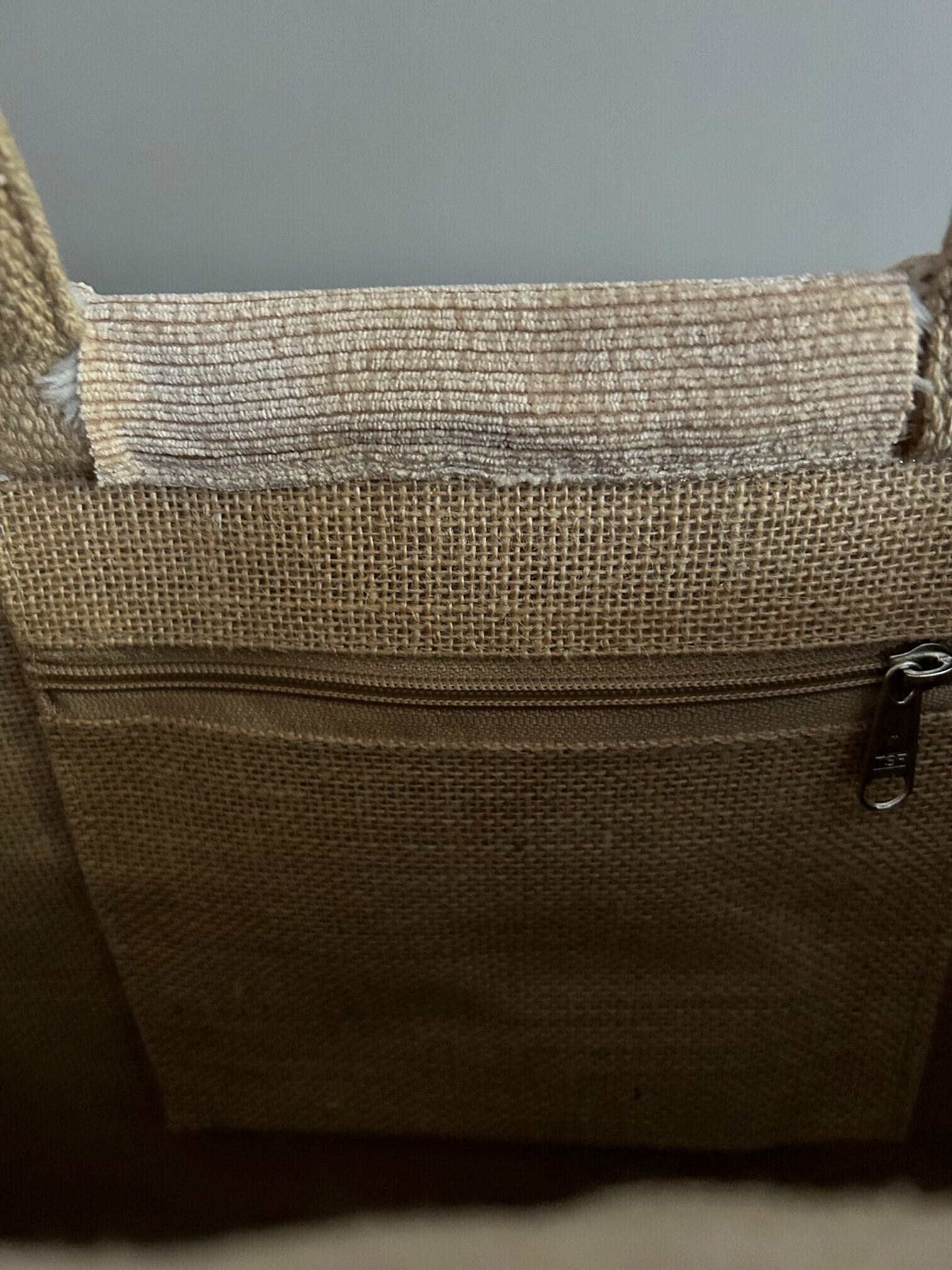 Shopper bekleed met beige ribcord en zachte fake bont