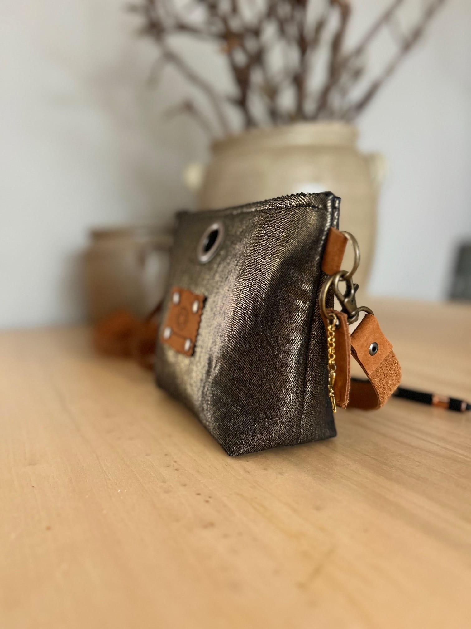 Heuptas van black denim gold coated