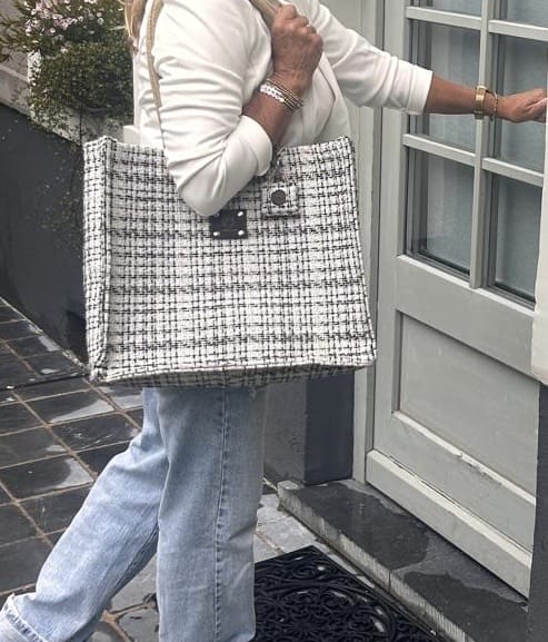 Shopper met Sjanel off white met zilverdraad
