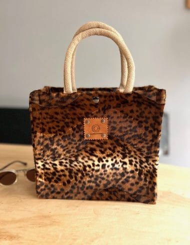 Handtas bekleed met kleine panterprint brons